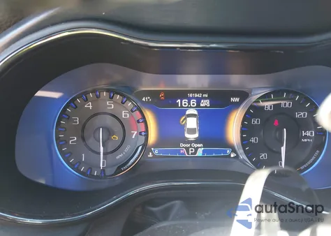 2015 Chrysler 200 S z USA, uszkodzony, nr VIN 1C3CCCBB0FN538105